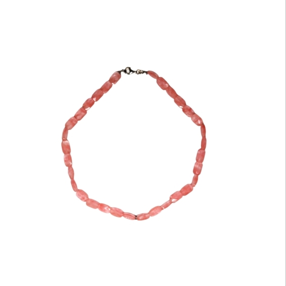 Jewelry - Vintage Strawberry Quartz Faceted Gemstones Necklace.